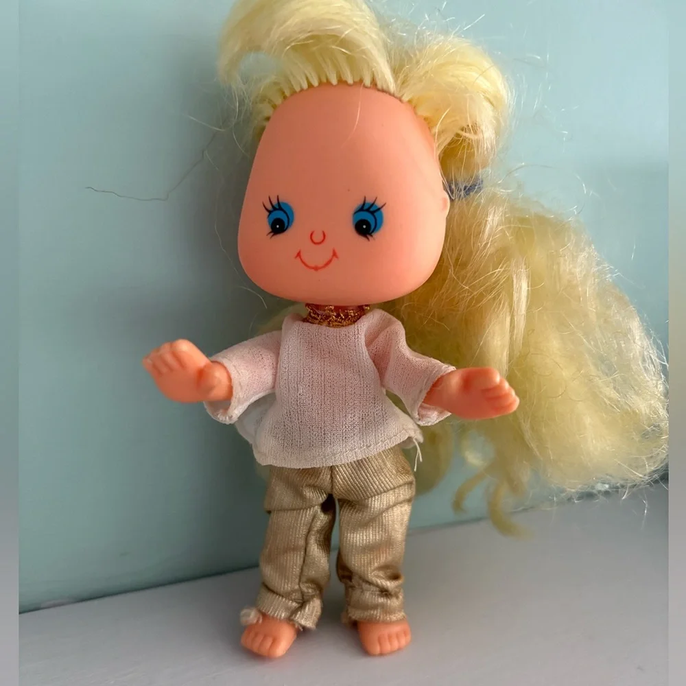 VINTAGE 1980’s 5” DOLL IN ORIGINAL OUTFIT